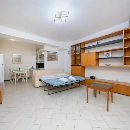 شقة Guesthost - La Casa Al Mare With Parking