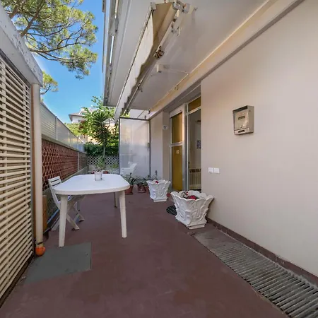Guesthost - La Casa Al Mare With Parking Λινιάνο Σαμπιαντόρο