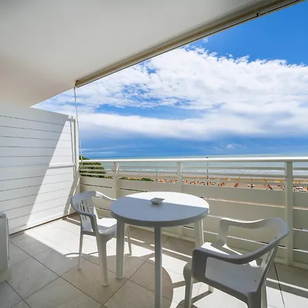 Διαμέρισμα Guesthost - La Casa Al Mare With Parking