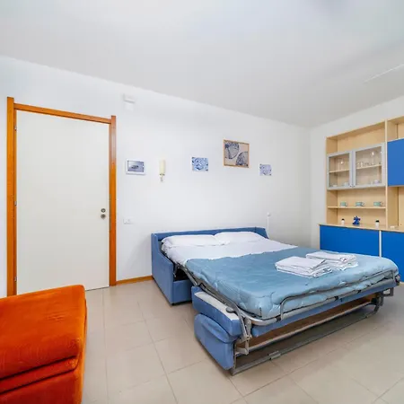 Guesthost - La Casa Al Mare With Parking شقة