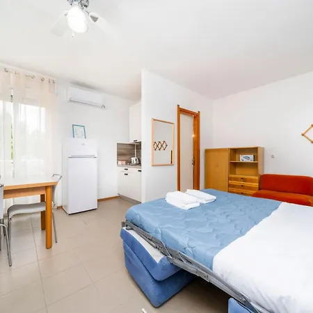 Διαμέρισμα Guesthost - La Casa Al Mare With Parking *