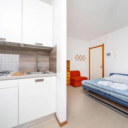 Guesthost - La Casa Al Mare With Parking * Λινιάνο Σαμπιαντόρο