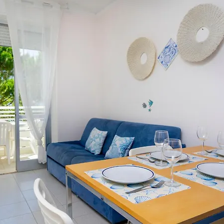 Διαμέρισμα Guesthost - La Casa Al Mare With Parking