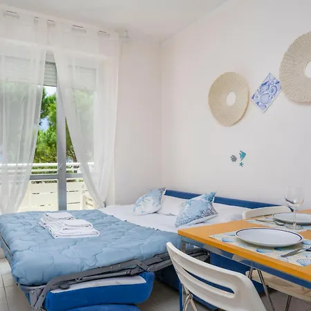 Guesthost - La Casa Al Mare With Parking * Λινιάνο Σαμπιαντόρο