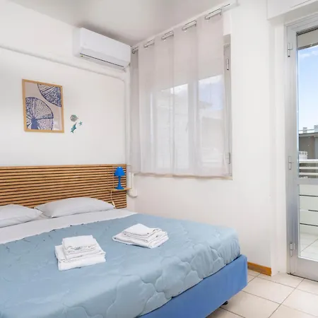 Guesthost - La Casa Al Mare With Parking Διαμέρισμα Λινιάνο Σαμπιαντόρο