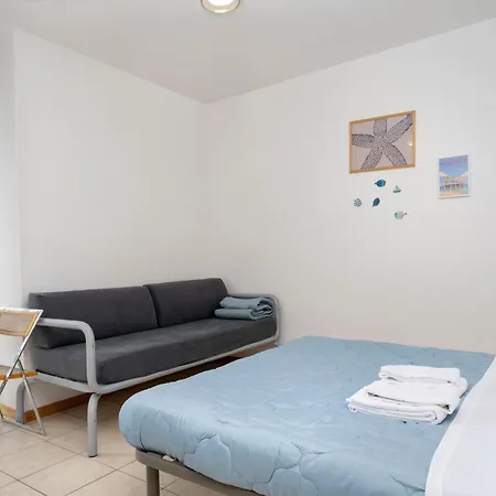 Διαμέρισμα Guesthost - La Casa Al Mare With Parking *
